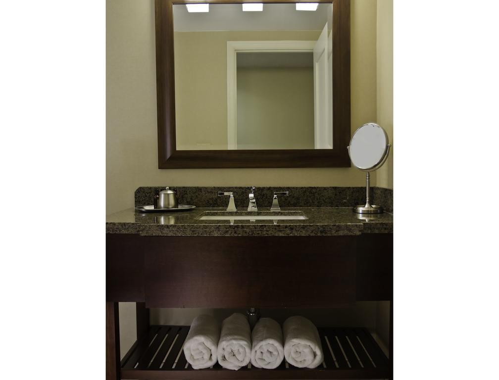 Towson University Marriott Conference Hotel Bilik gambar